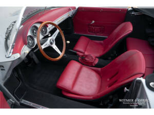 Image 6/28 of Porsche 356 B 1600 Super 90 (1970)