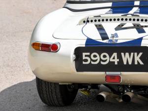 Image 45/50 de Jaguar E-Type &quot;Lightweight&quot; (1964)