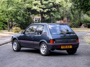 Bild 3/33 von Peugeot 205 GTi 1.9 (1987)