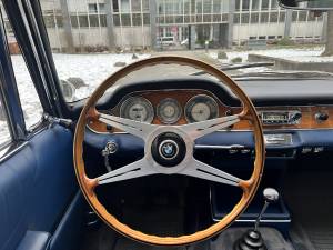 Image 22/29 of BMW 3200 CS (1964)