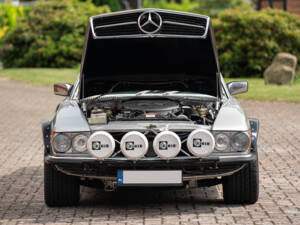 Image 9/68 of Mercedes-Benz 500 SL (1984)