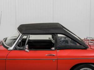 Imagen 79/82 de MG MGB (1967)