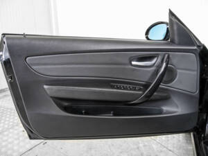 Image 31/50 de BMW 125i (2009)