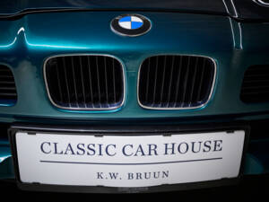 Image 14/81 de BMW 850i (1991)