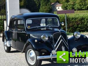 Immagine 4/10 di Citroën Traction Avant 11 B&#x2F;D (1955)