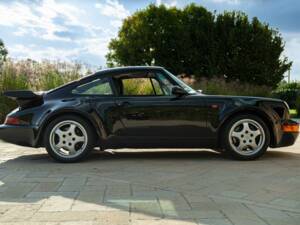 Image 12/50 de Porsche 911 Turbo 3.3 (1991)