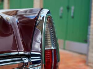 Bild 29/200 von Cadillac Coupe DeVille (1968)