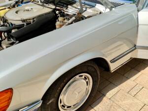 Image 12/12 de Mercedes-Benz 380 SL (1981)