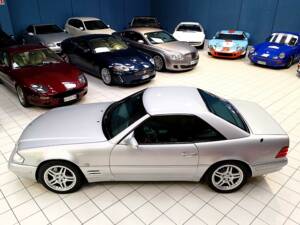Imagen 5/46 de Mercedes-Benz SL 280 (1999)
