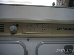 Immagine 41/64 di Volkswagen T3 Westfalia Joker 1.6 TD (1989)