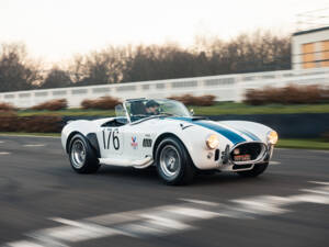 Bild 10/22 von AC Cobra 427 (1966)