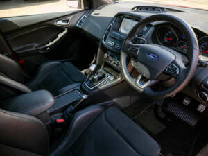 Image 2/37 of Ford Focus RS (2018)