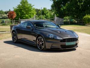 Image 19/50 of Aston Martin DBS (2012)