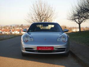 Image 6/31 of Porsche 911 Carrera (2002)