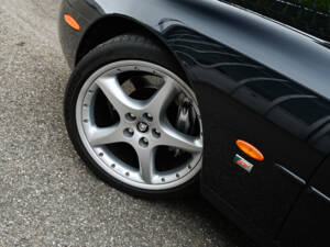 Image 17/51 of Jaguar XKR (2003)