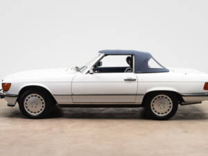 Bild 29/46 von Mercedes-Benz 420 SL (1985)