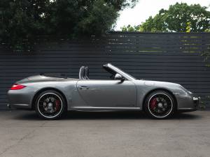 Image 11/42 of Porsche 911 Carrera GTS (2011)