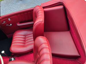 Image 16/21 of Mercedes-Benz 190 SL (1961)