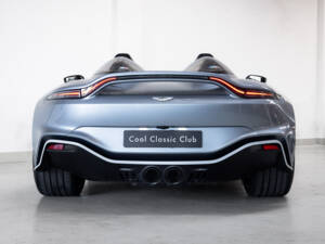 Bild 8/47 von Aston Martin V12 Speedster (2021)