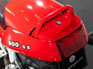 Image 21/50 of Ducati DUMMY (1991)