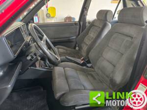 Bild 4/10 von Lancia Delta HF Turbo (1990)