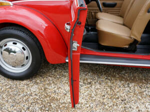 Image 25/50 of Volkswagen Beetle 1600 (1971)