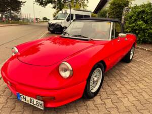 Bild 6/37 von Alfa Romeo 1.6 Spider (1984)