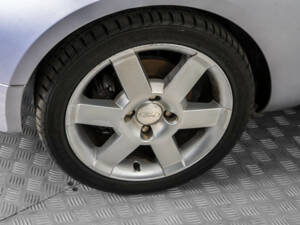 Image 27/50 of Ford Streetka (2004)