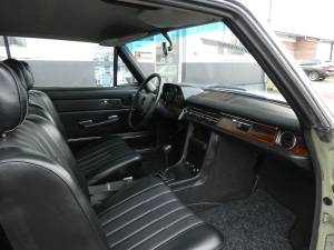Image 12/28 of Mercedes-Benz 280 CE (1973)