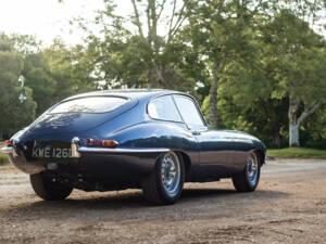 Bild 42/50 von Jaguar E-Type 4.2 (1966)