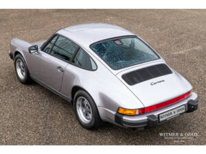 Bild 3/32 von Porsche 911 Carrera 3.2 &quot;25 Jahre 911&quot; (1988)