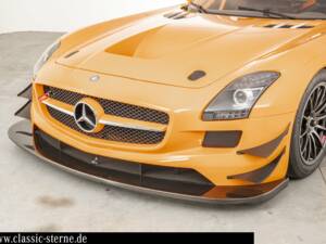 Image 10/15 of Mercedes-Benz SLS AMG GT3 (2013)