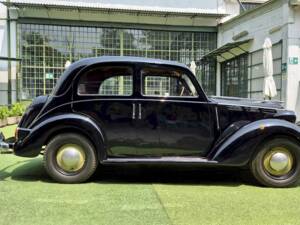 Image 8/47 of FIAT 1100 E (1952)