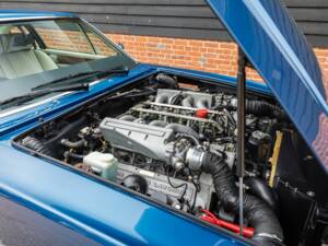 Bild 8/50 von Aston Martin V8 EFi (1987)