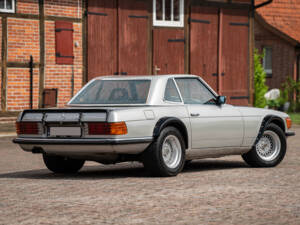 Image 14/68 of Mercedes-Benz 500 SL (1984)