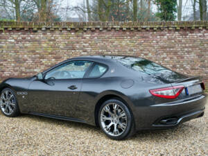 Image 37/50 of Maserati GranTurismo Sport (2013)