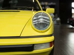 Image 21/47 of Porsche 911 Carrera 2.7 (1975)