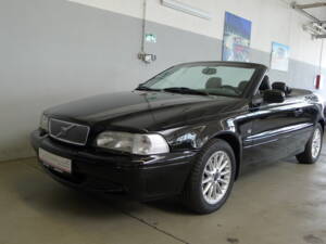 Image 23/38 de Volvo C70 2.4 T (1999)