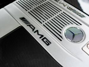 Bild 10/48 von Mercedes-Benz SL 65 AMG (2004)