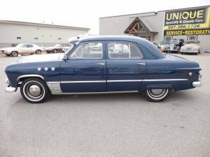 Image 6/19 of Ford Custom (1949)