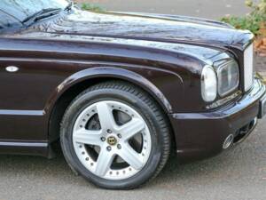 Image 26/50 of Bentley Arnage T (2002)