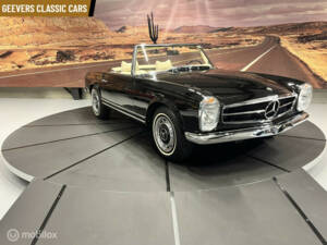 Image 35/46 of Mercedes-Benz 280 SL (1970)