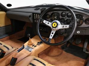 Image 22/35 de Ferrari 365 GTB&#x2F;4 Daytona (1973)