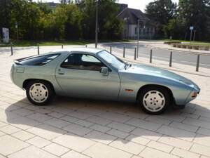 Bild 3/5 von Porsche 928 S (1985)