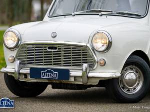 Image 5/42 of Morris Mini 1000 &quot;de Luxe&quot; (1969)