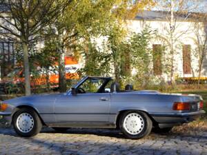 Image 4/36 of Mercedes-Benz 300 SL (1987)