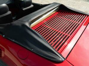 Image 34/50 of Ferrari Mondial T (1991)