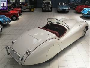 Image 7/25 of Jaguar XK 120 OTS (1951)