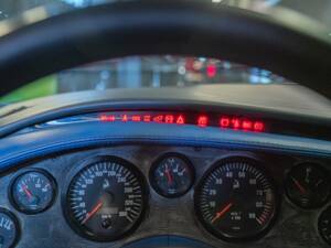 Image 31/36 of Lamborghini Diablo SV (1998)