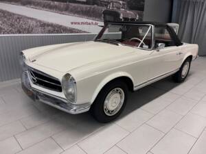 Afbeelding 5/19 van Mercedes-Benz 280 SL (1968)